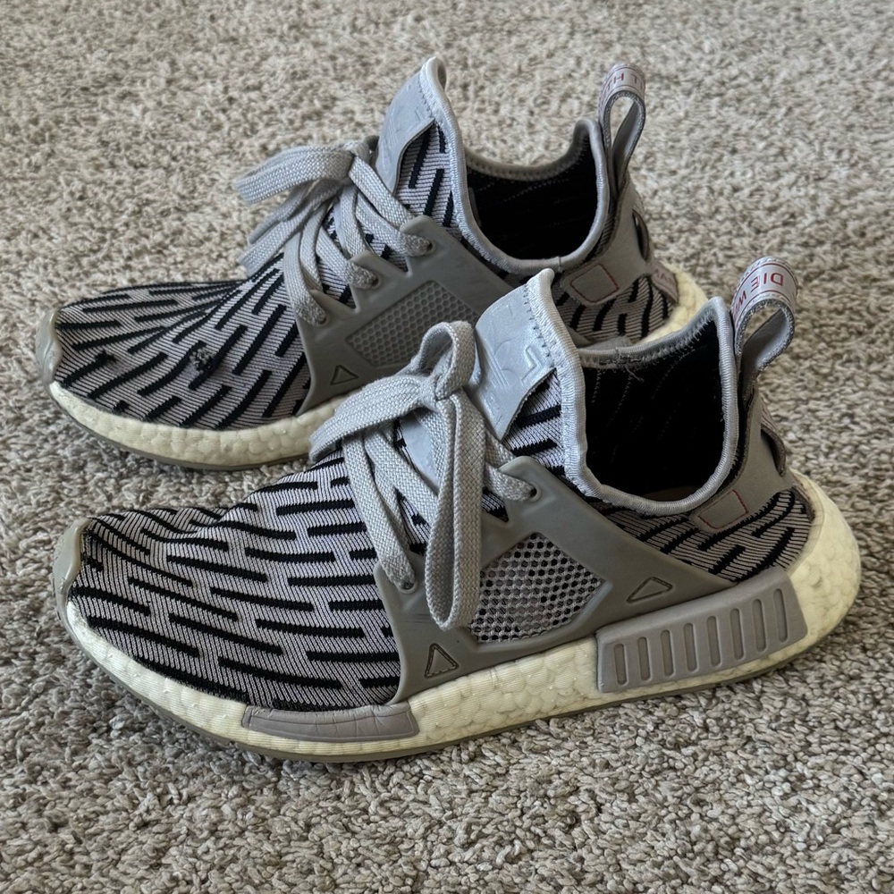Adidas NMD R1 - Picture 7 of 9